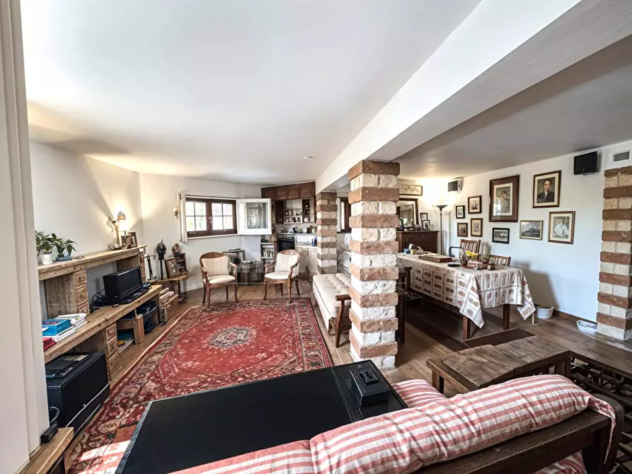 Immagine 15 di Villa in vendita  in via delle Fornaci s.n.c. a Siracusa