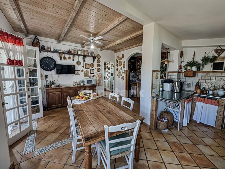 Immagine 9 di Villa in vendita  in via delle Fornaci s.n.c. a Siracusa