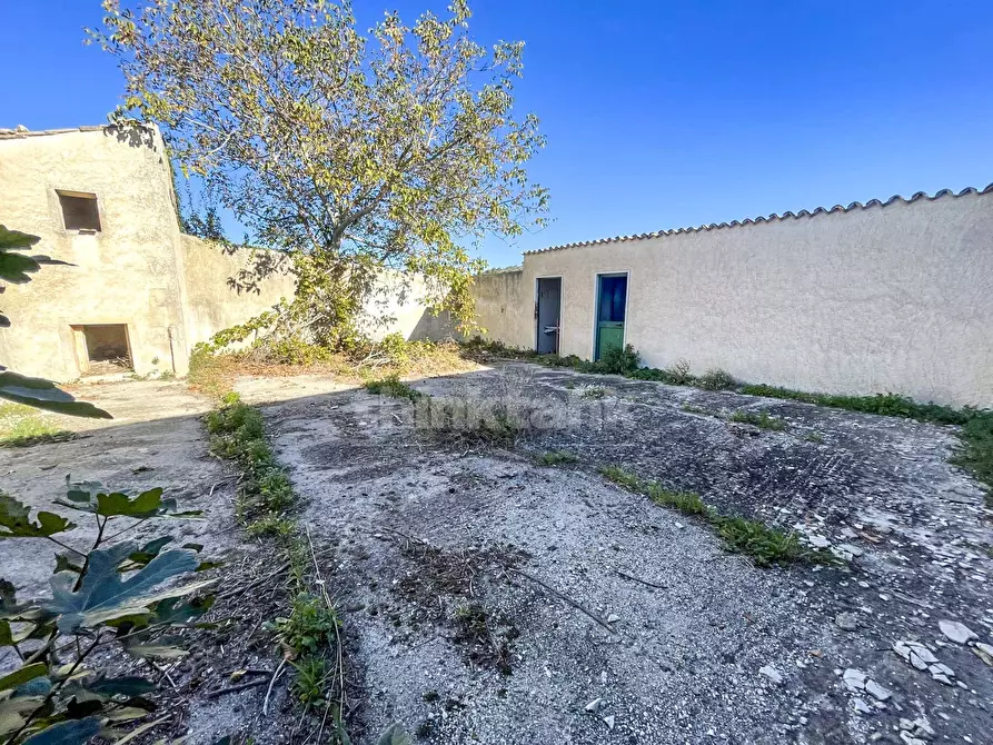Immagine 50 di Rustico / casale in vendita  in sp 287 a Noto