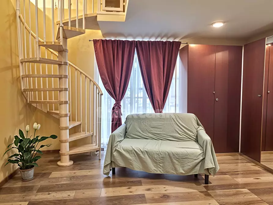 Immagine 5 di Casa indipendente in vendita  in via enrico campisano snc a Catania