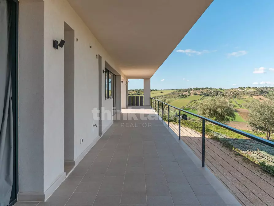 Immagine 65 di Villa in vendita  in sp11 a Noto