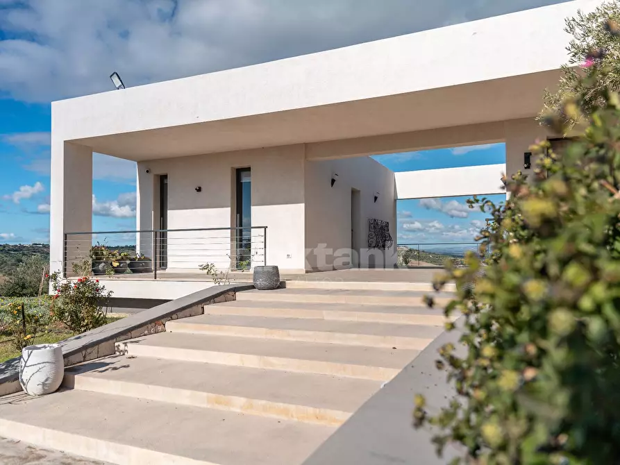 Immagine 87 di Villa in vendita  in sp11 a Noto