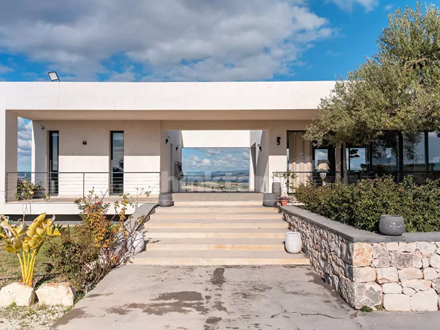 Immagine 14 di Villa in vendita  in sp11 a Noto