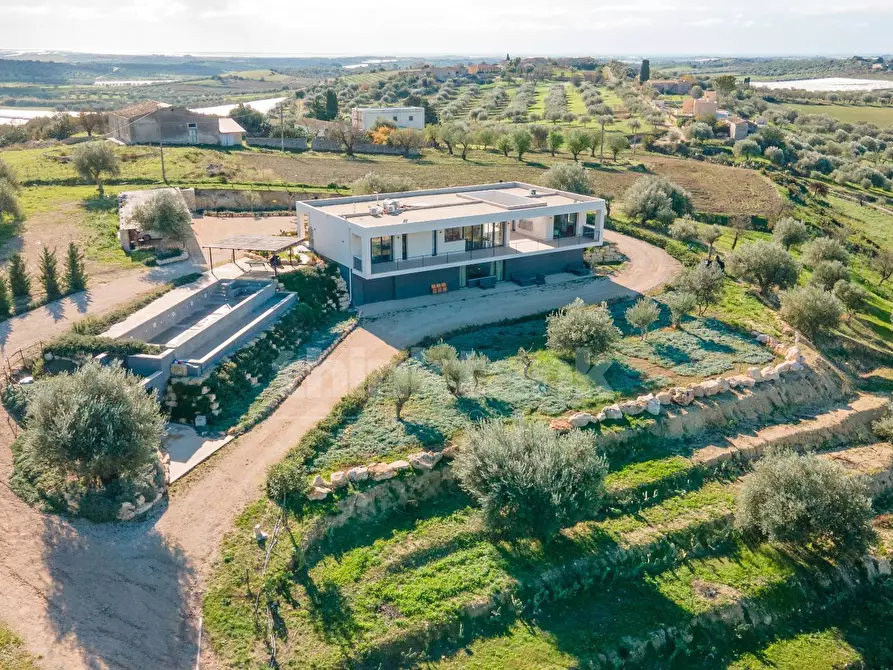 Immagine 2 di Villa in vendita  in sp11 a Noto