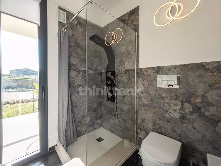 Immagine 71 di Villa in vendita  in sp11 a Noto