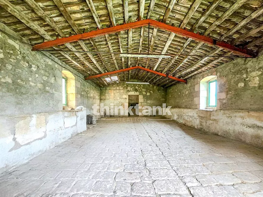 Immagine 17 di Rustico / casale in vendita  in SS514 a Ragusa