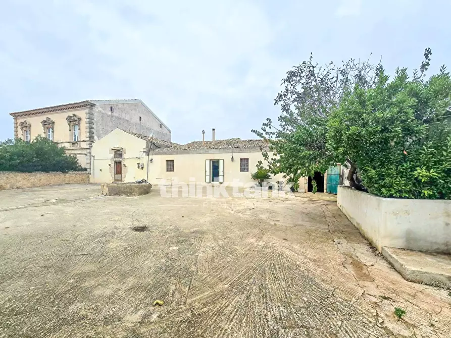 Immagine 5 di Rustico / casale in vendita  in SS514 a Ragusa