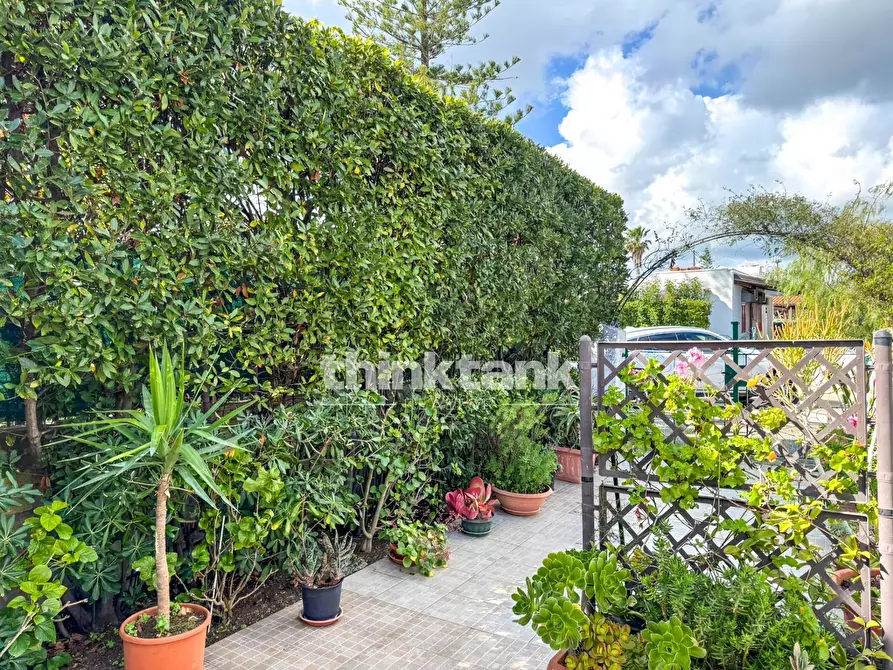 Immagine 32 di Villetta a schiera in vendita  in Via delle Muse a Siracusa