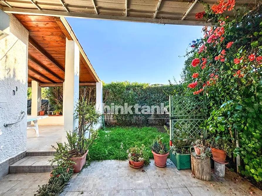 Immagine 30 di Villetta a schiera in vendita  in Via delle Muse a Siracusa