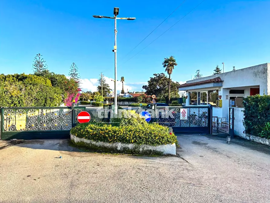 Immagine 35 di Villetta a schiera in vendita  in Via delle Muse a Siracusa