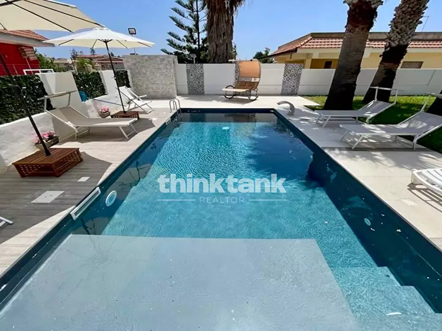 Immagine 28 di Villa in vendita  in Via delle Noci di Cocco a Ispica