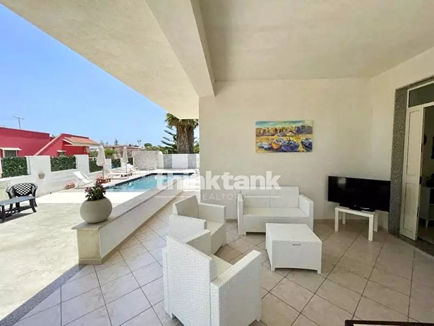 Immagine 4 di Villa in vendita  in Via delle Noci di Cocco a Ispica