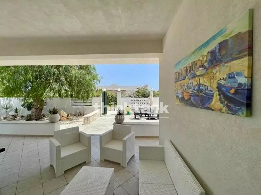 Immagine 5 di Villa in vendita  in Via delle Noci di Cocco a Ispica