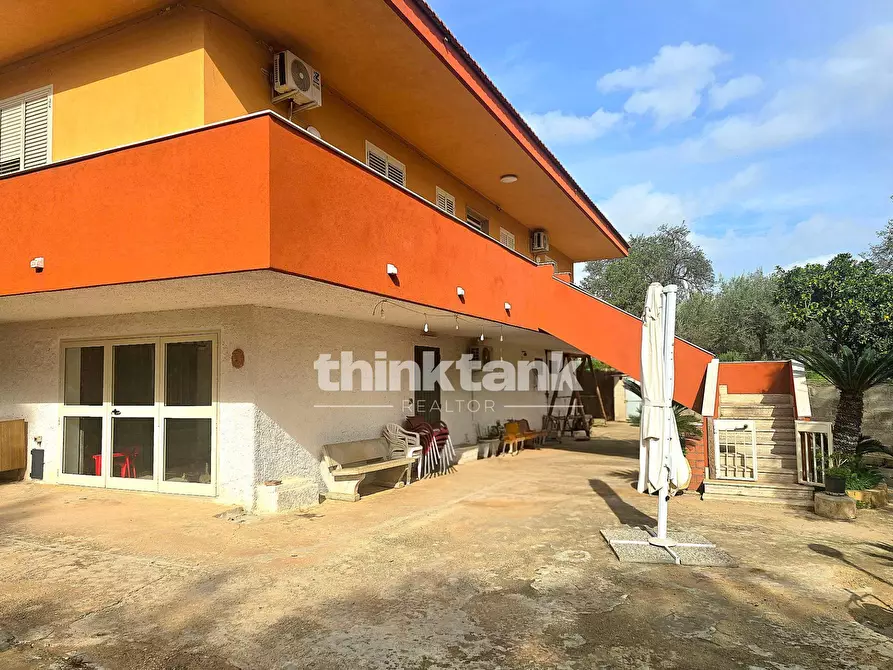 Immagine 15 di Villa in vendita  in Via del Giglio a Pozzallo