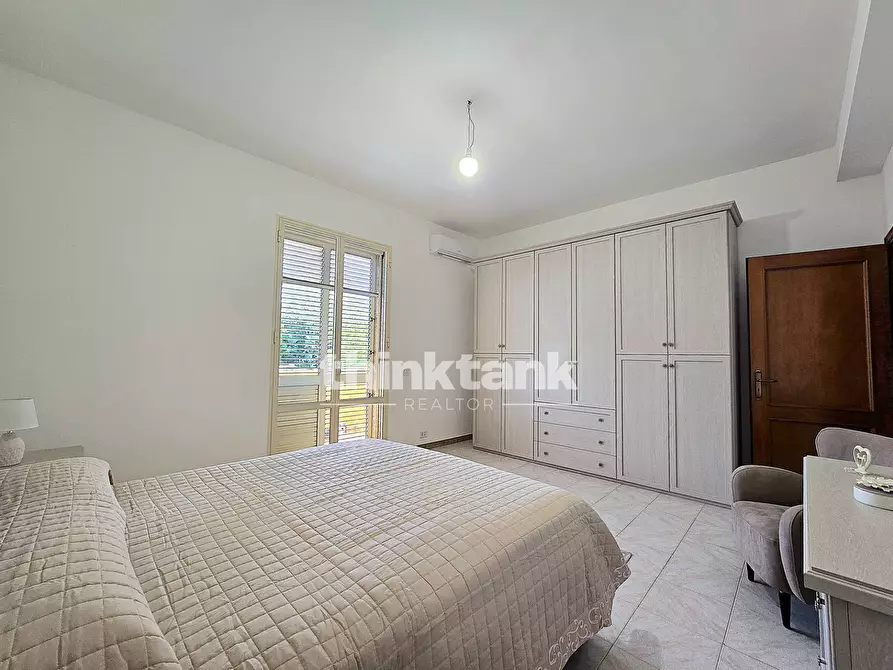 Immagine 36 di Villa in vendita  in Via del Giglio a Pozzallo