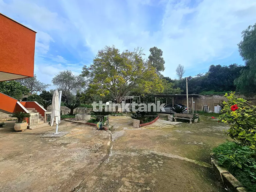 Immagine 56 di Villa in vendita  in Via del Giglio a Pozzallo