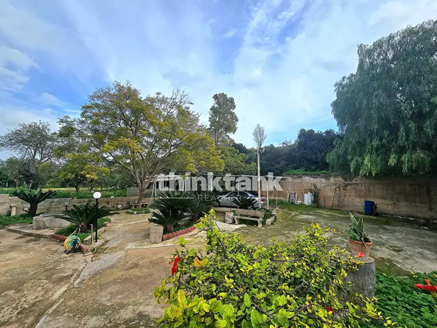 Immagine 59 di Villa in vendita  in Via del Giglio a Pozzallo