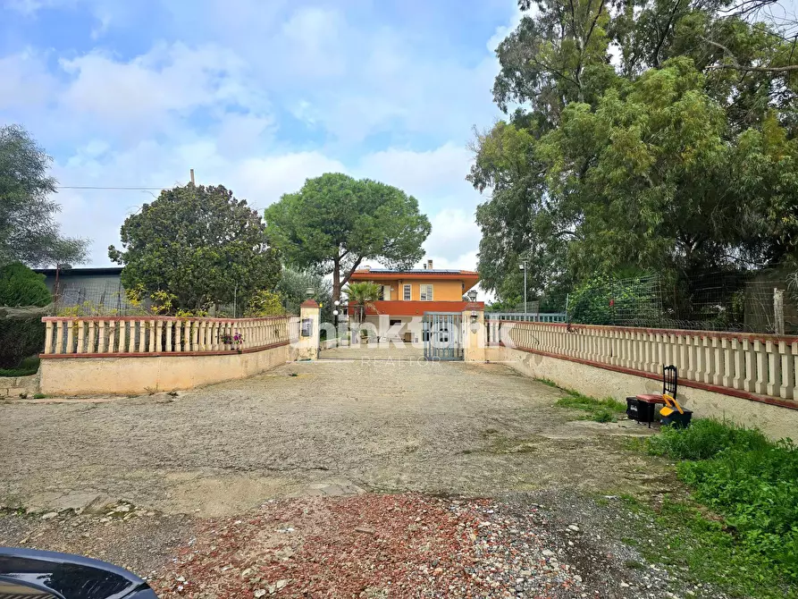 Immagine 62 di Villa in vendita  in Via del Giglio a Pozzallo