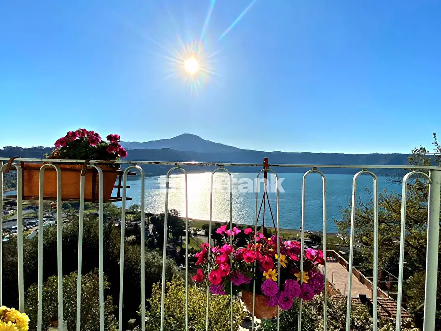 Immagine 14 di Appartamento in vendita  in Viale Bruno Buozzi 24 a Roma