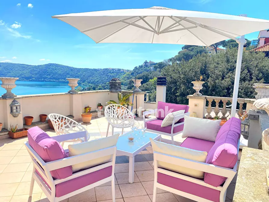 Immagine 5 di Appartamento in vendita  in Viale Bruno Buozzi 24 a Roma