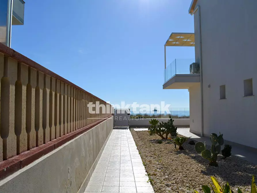 Immagine 3 di Villetta a schiera in vendita  in Viale sicilia a Noto