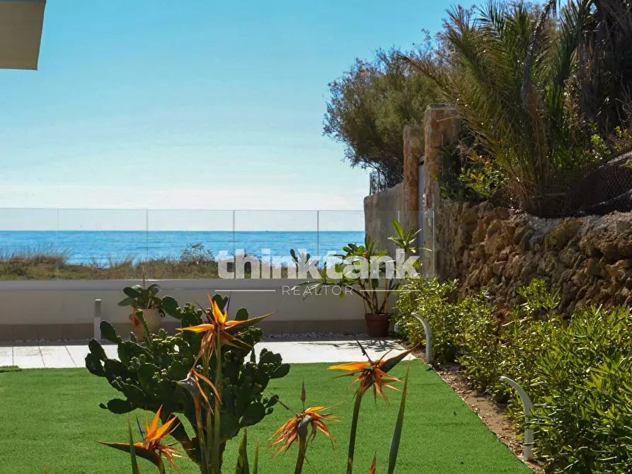 Immagine 1 di Villetta a schiera in vendita  in Viale sicilia a Noto