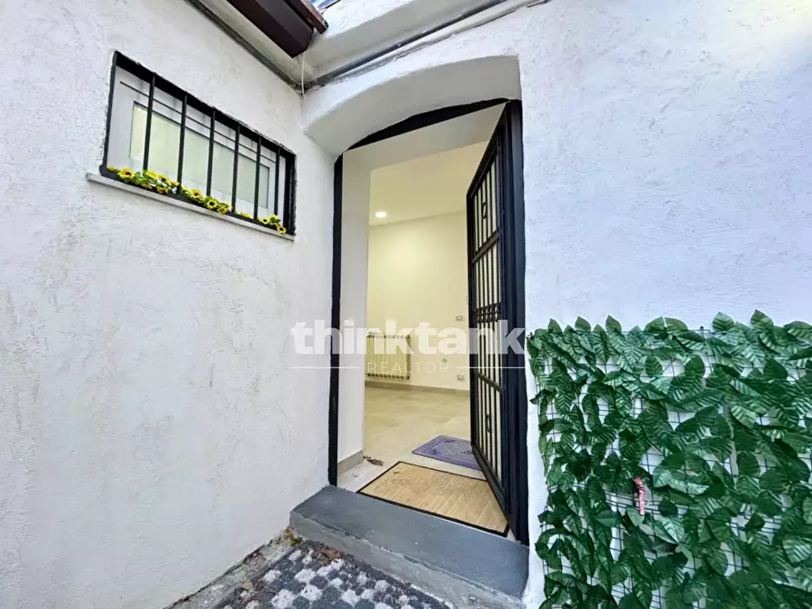 Immagine 14 di Casa indipendente in vendita  in Corso Michelangelo Buonarotti snc a Trecastagni