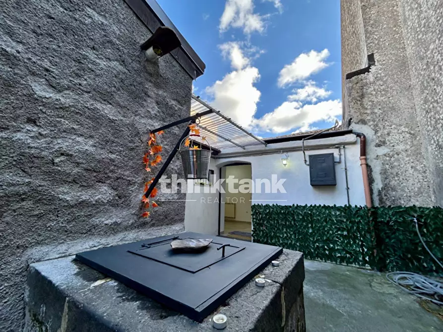 Immagine 25 di Casa indipendente in vendita  in Corso Michelangelo Buonarotti snc a Trecastagni