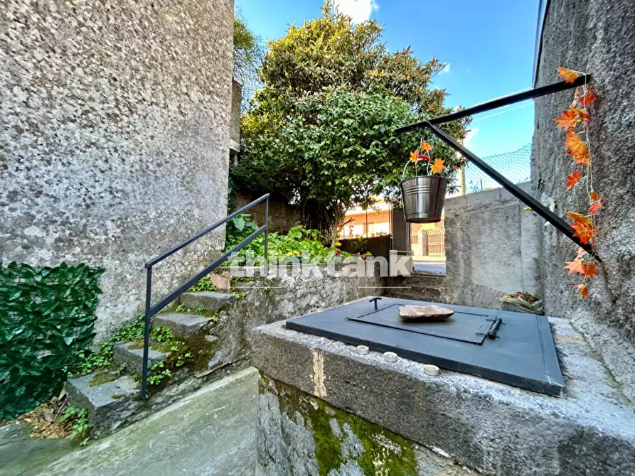 Immagine 1 di Casa indipendente in vendita  in Corso Michelangelo Buonarotti snc a Trecastagni