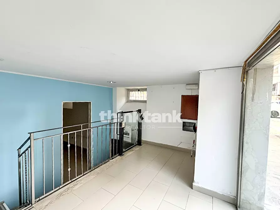 Immagine 3 di Locale commerciale in vendita  in Corso Gelone a Siracusa