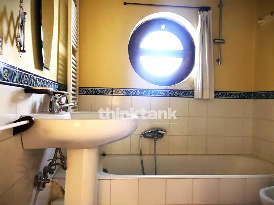 Immagine 9 di Villa in vendita  in Via De Caro a Catania