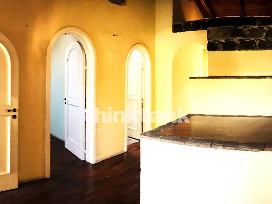 Immagine 12 di Villa in vendita  in Via De Caro a Catania