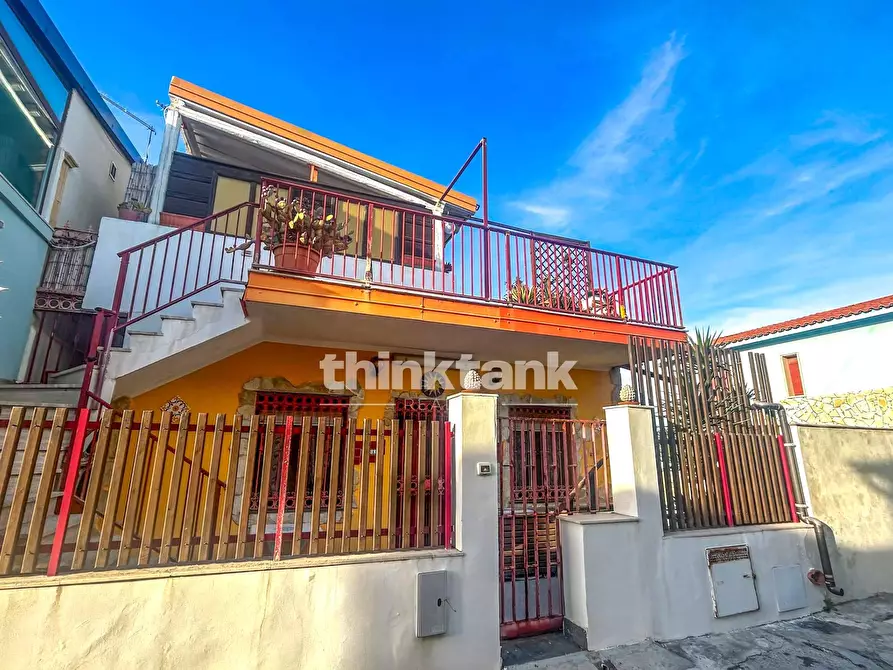 Immagine 4 di Villa in vendita  in Via del Sole a Augusta