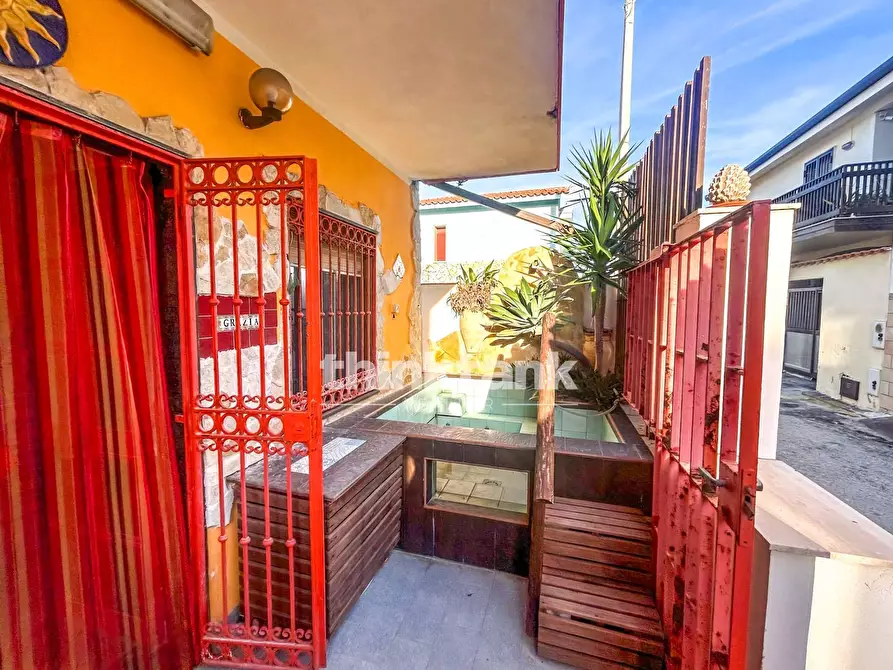 Immagine 5 di Villa in vendita  in Via del Sole a Augusta