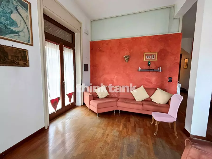 Immagine 4 di Appartamento in vendita  in Corso Giacomo Matteotti a Siracusa