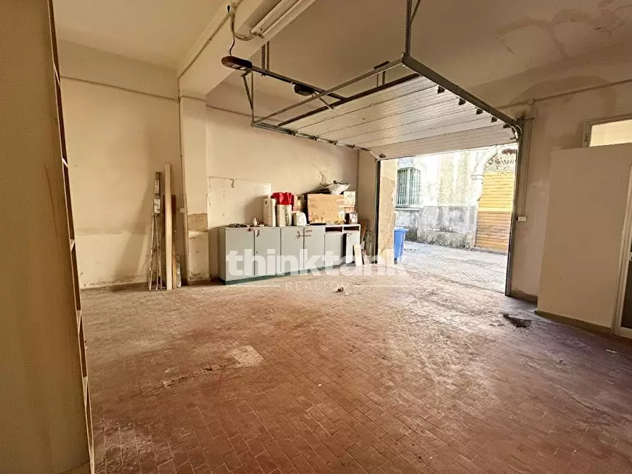 Immagine 4 di Box auto in vendita  in via calatafimi a Siracusa