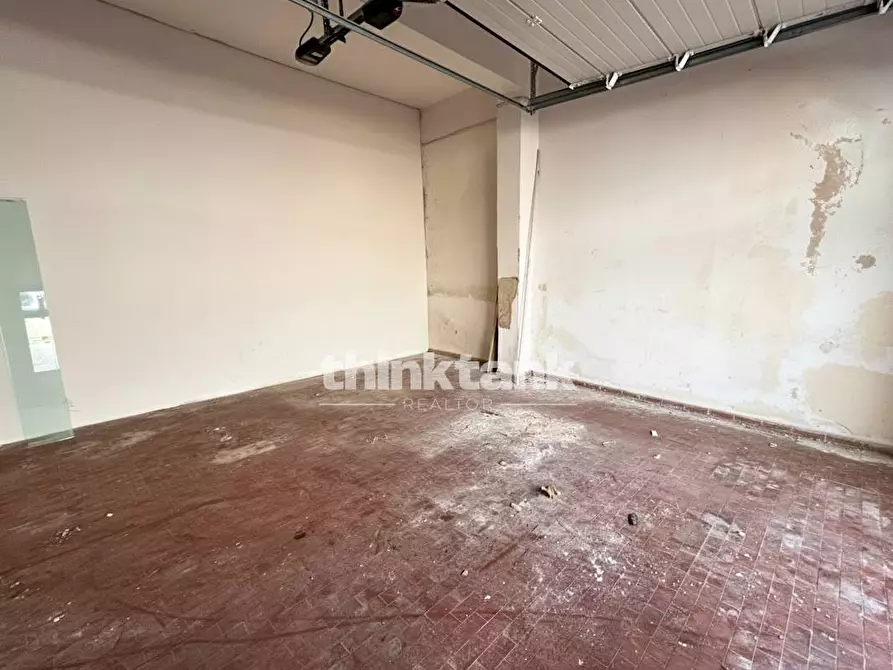 Immagine 5 di Box auto in vendita  in via calatafimi a Siracusa