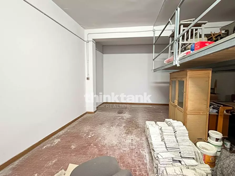 Immagine 2 di Magazzino in vendita  in via Generale carini a Siracusa