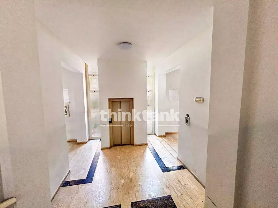 Immagine 37 di Appartamento in vendita  in Via Caduti di Nassiriya a Siracusa