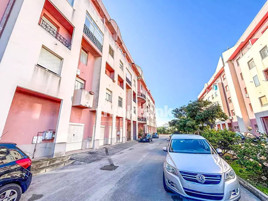 Immagine 41 di Appartamento in vendita  in Via Caduti di Nassiriya a Siracusa