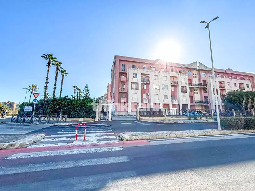 Immagine 44 di Appartamento in vendita  in Via Caduti di Nassiriya a Siracusa