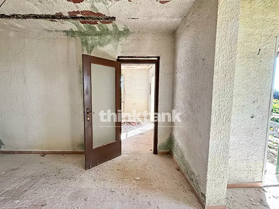 Immagine 15 di Villa in vendita  in Via Volpicelli a Siracusa