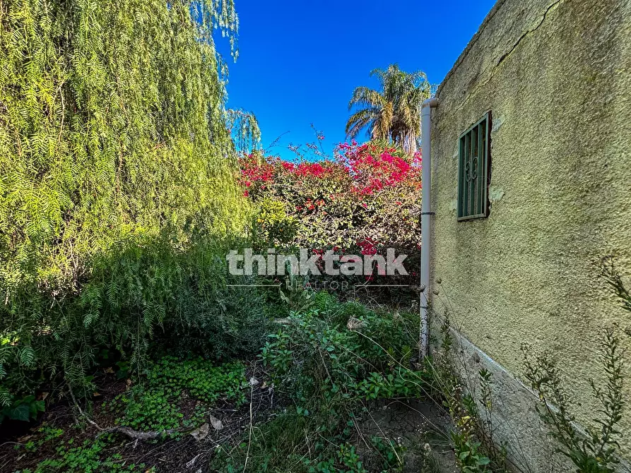 Immagine 25 di Villa in vendita  in Via Volpicelli a Siracusa