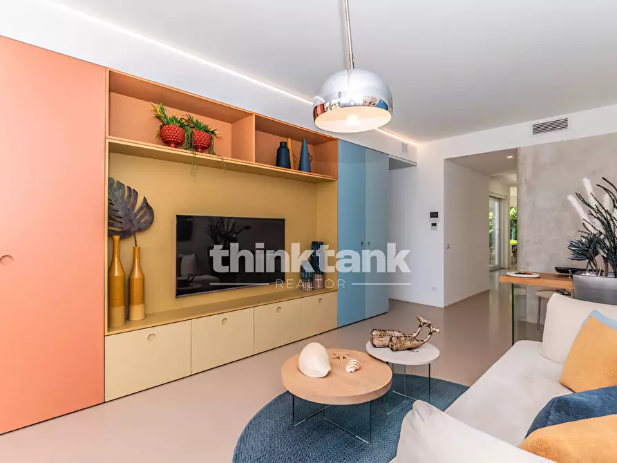 Immagine 23 di Villa in vendita  in Via Cervia a Ragusa