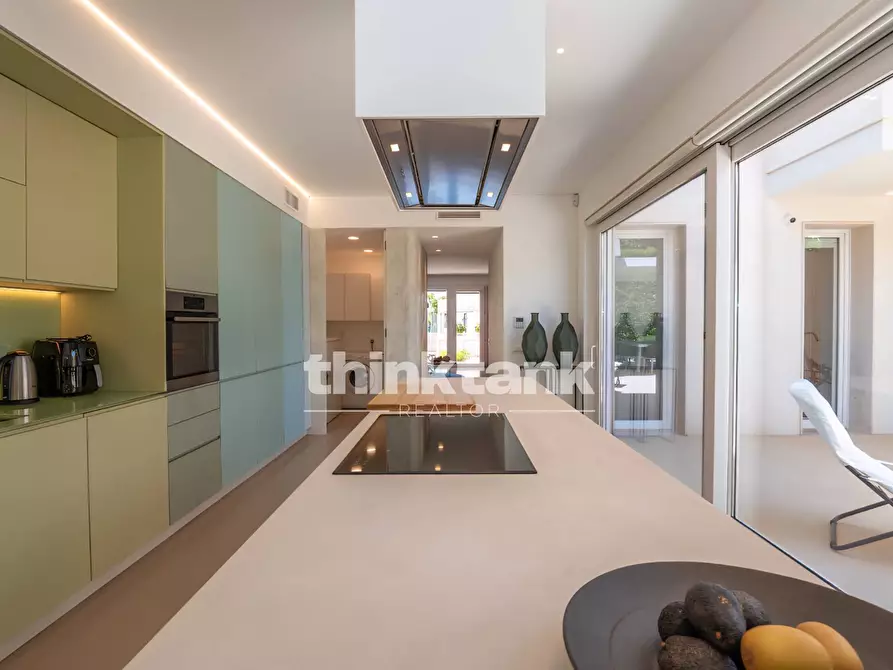 Immagine 12 di Villa in vendita  in Via Cervia a Ragusa