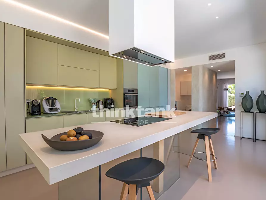 Immagine 14 di Villa in vendita  in Via Cervia a Ragusa