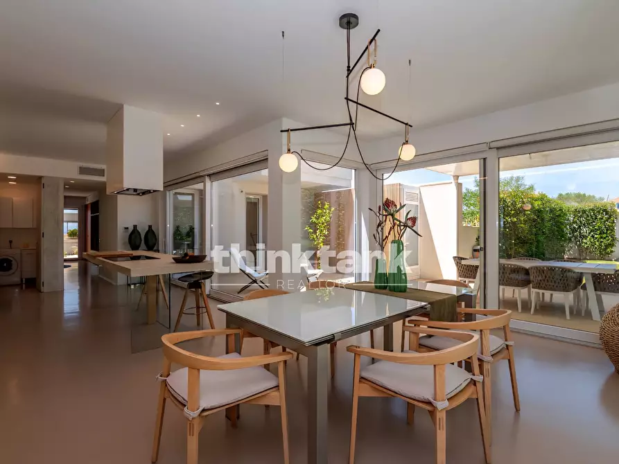 Immagine 21 di Villa in vendita  in Via Cervia a Ragusa