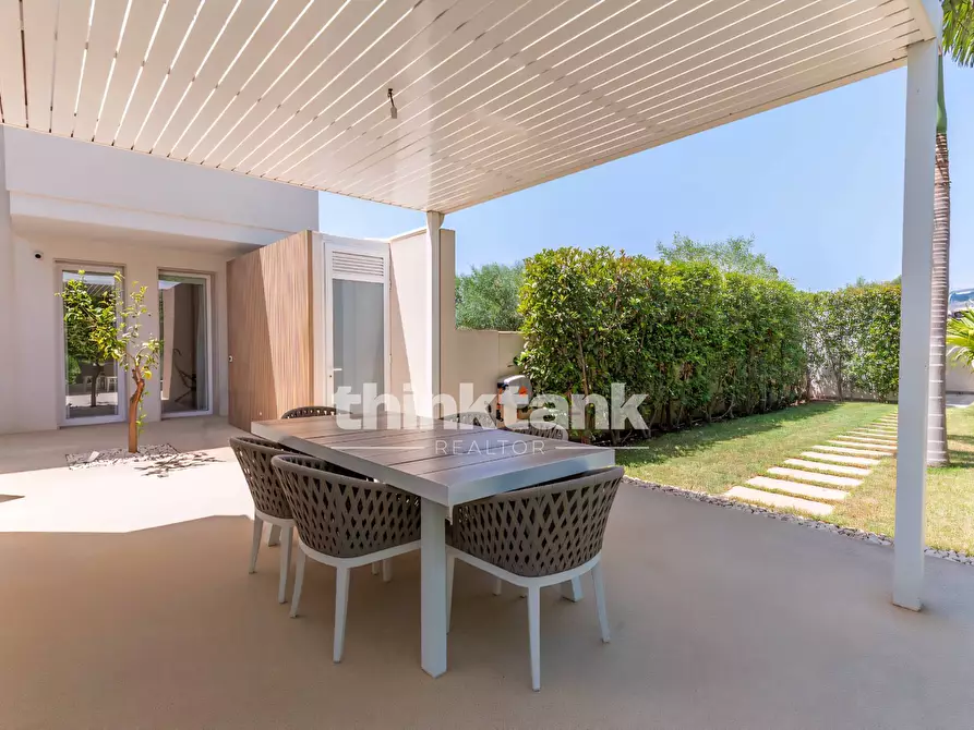 Immagine 5 di Villa in vendita  in Via Cervia a Ragusa