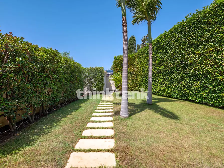 Immagine 58 di Villa in vendita  in Via Cervia a Ragusa