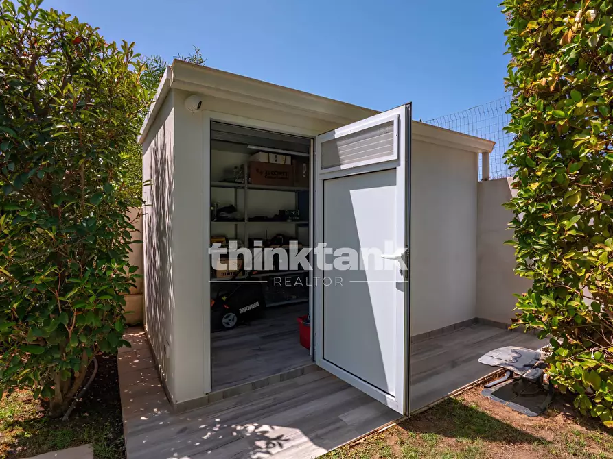 Immagine 61 di Villa in vendita  in Via Cervia a Ragusa